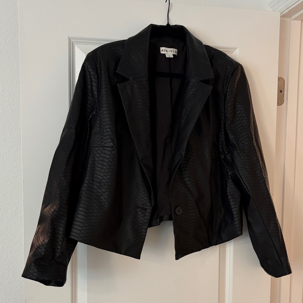 Ava & Viv Textured Black Blazer